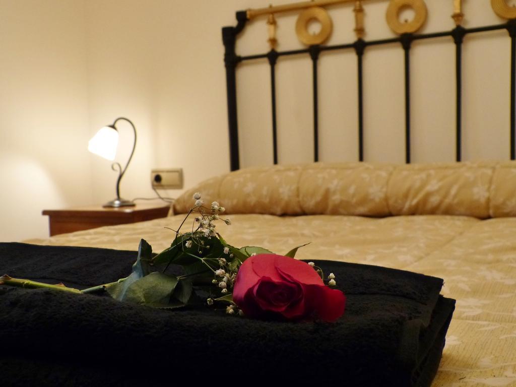 Casa Casbas Pensionat Guasillo Eksteriør billede
